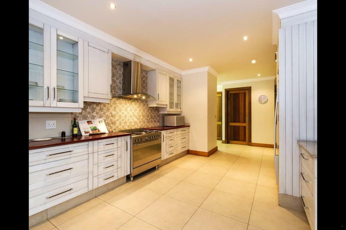 6 On Acacia Joanesburgo Exterior foto