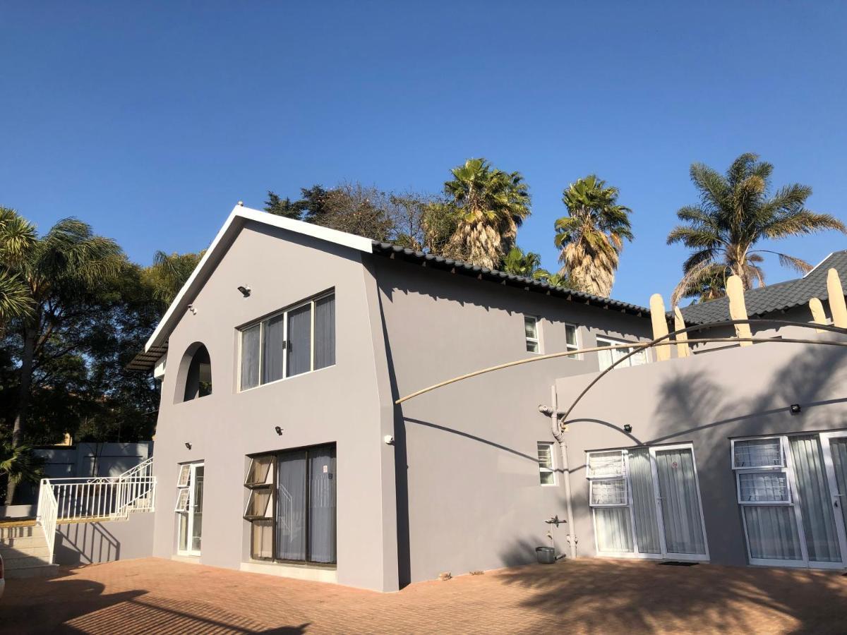 6 On Acacia Joanesburgo Exterior foto
